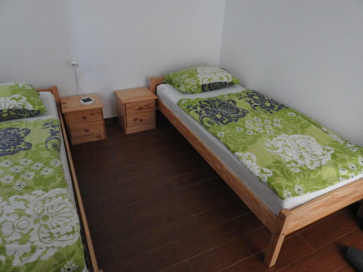 Pocitniska Hisa Pensionat Dobravlje Exteriör bild